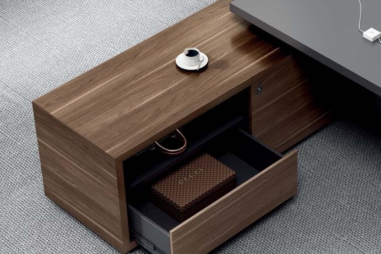 Bureau de direction - RIEZEN