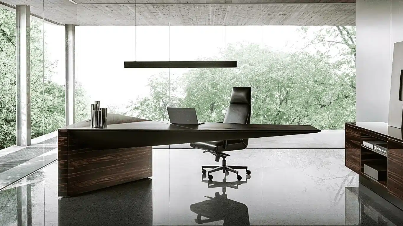 Bureau de direction en cuir et bois